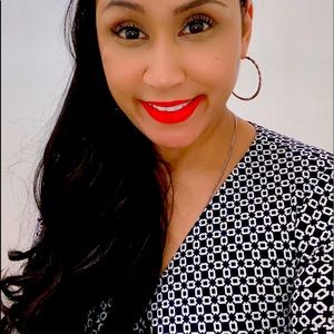 Meet your Posher, Valeska